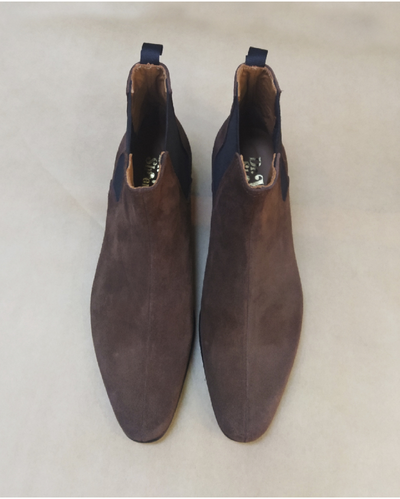 Beat Girl Brown Suede