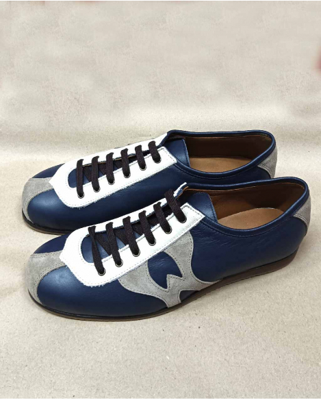 Watts Blue Liquorice Sand