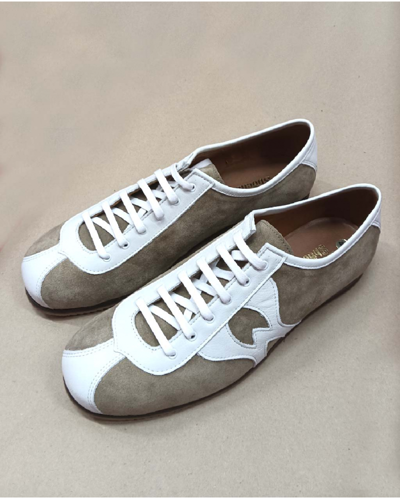 Watts Liquorice White